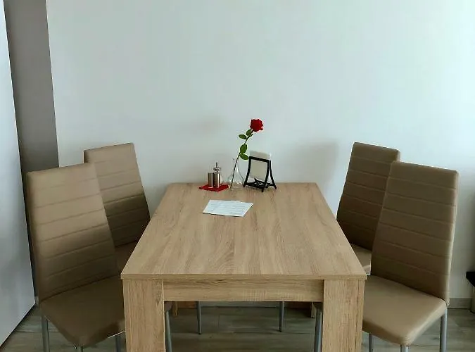 아파트 Old Beer - Stein 브라티슬라바